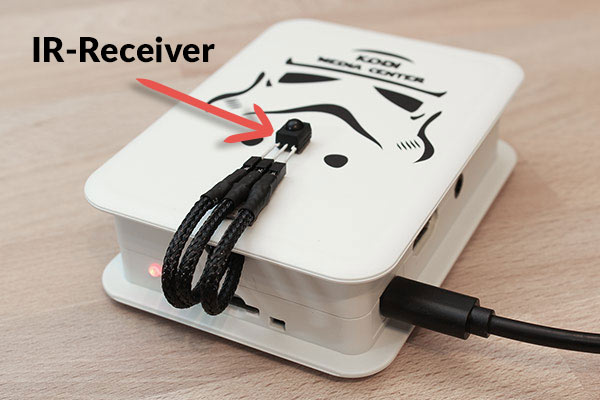 lirc_gpio_raspberry_pi_2_white_case_stormtrooper_design_arrow